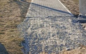 Chodnik oraz droga powiatowa Dziadowa Kłoda-Dalborowice - budowa (30)