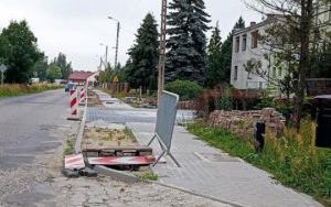 Chodnik oraz droga powiatowa Dziadowa Kłoda-Dalborowice - budowa (6)