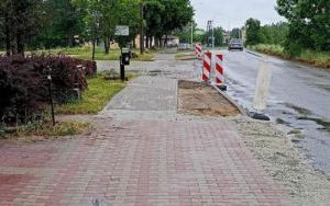Chodnik oraz droga powiatowa Dziadowa Kłoda-Dalborowice - budowa (9)