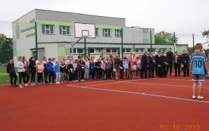 Boisko wielofunkcyjne w Miłowicach (3)