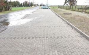 Budowa parkingu przed szkołą w Miłowicach (3)