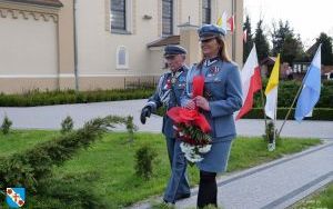 2 Maja - Obchody Święta Flagi (12)