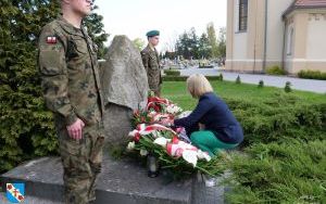 2 Maja - Obchody Święta Flagi (24)