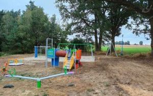 Plac zabaw w Dalborowicach :) (6)