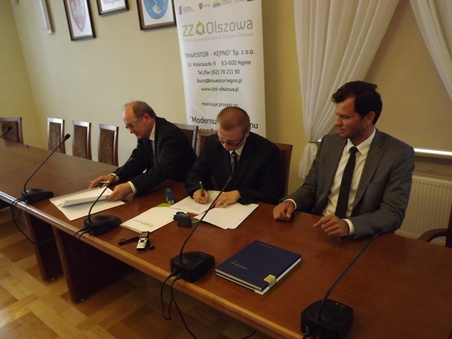 Podpisanie umowy na budowę ZZO Olszowa 30.07.2013 r.